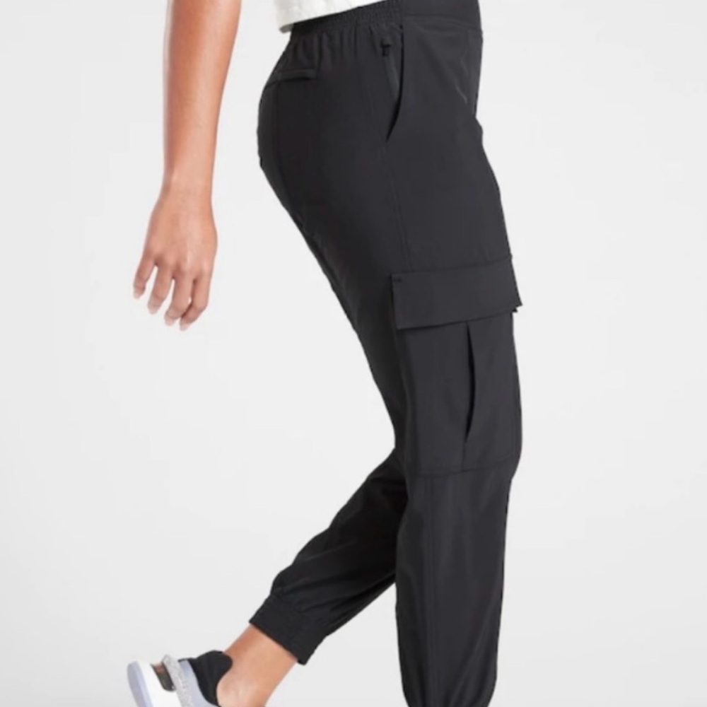 Athleta Chelsea Utility Jogger Size 2 - Picture 2 of 13